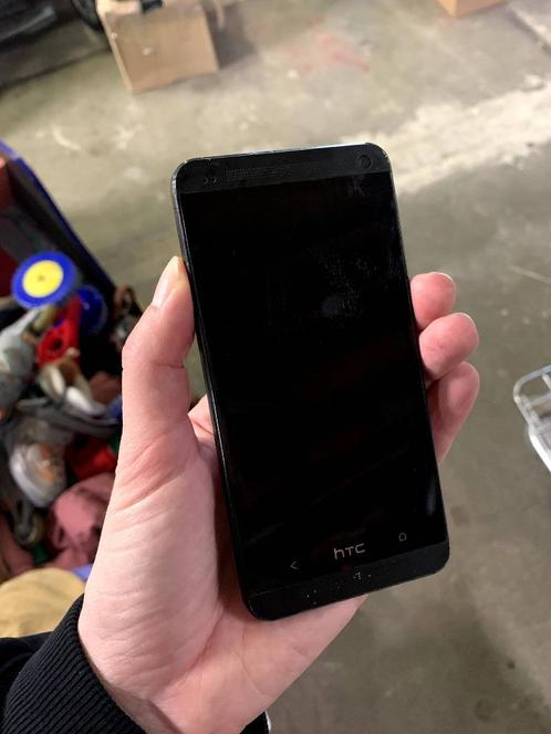 HTC one M7 32 gb