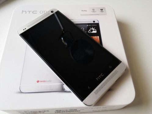 HTC One M7 32gb zilver ZGAN met garantie