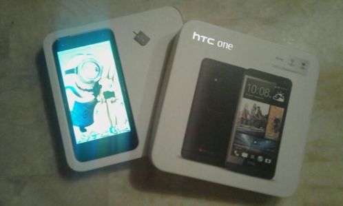 HTC one m7 beats 32gb