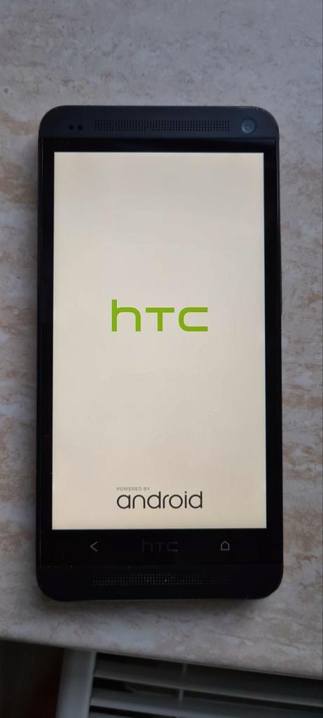 HTC ONE M7 beats audio zwart