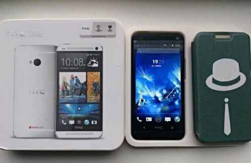 Htc One (M7) met doos en krasvrij scherm