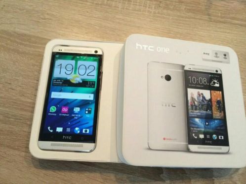 Htc one m7 silver