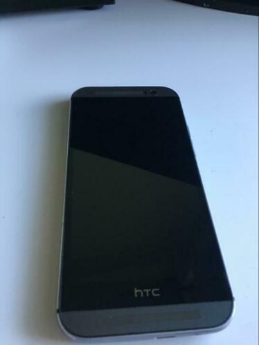 HTC ONE m8 