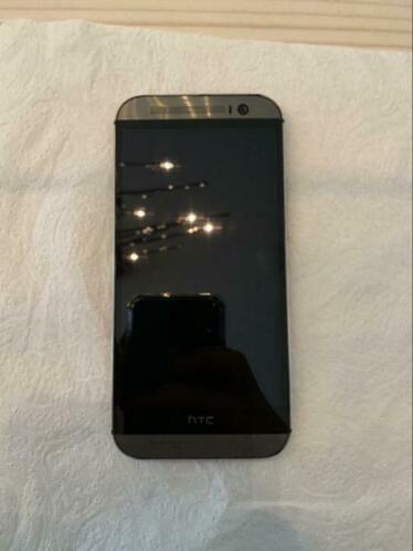 Htc one m8 16gb met oplader en hoesje