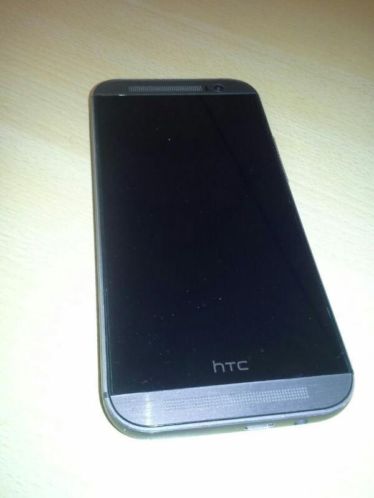 HTC one m8