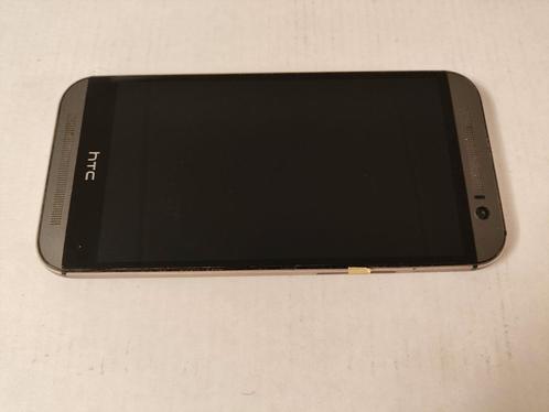 HTC one M8