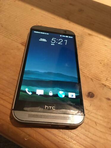 HTC ONE M8