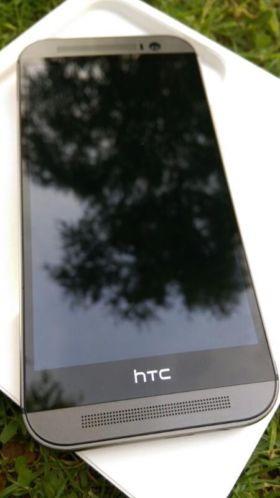 HTC one M8 compleet kras en deuk vrij