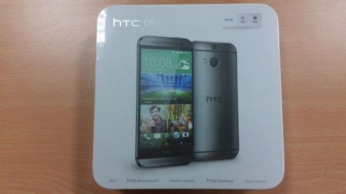 HTC One M8 goudzilvergrijs 16GB 250,- per stuk