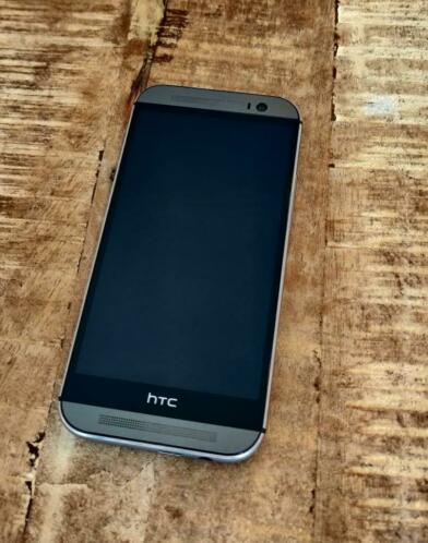HTC One M8 s geborsteld metaal (beter dan Samsung)