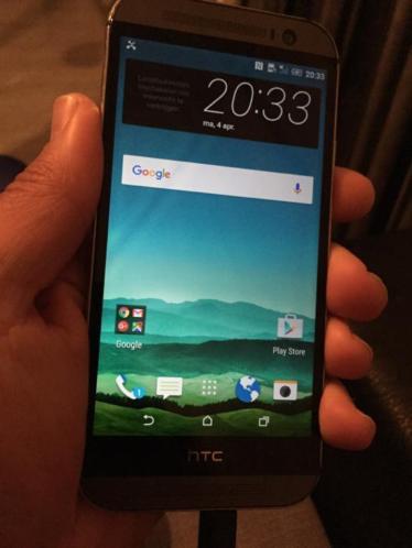 HTC one M8 silverl