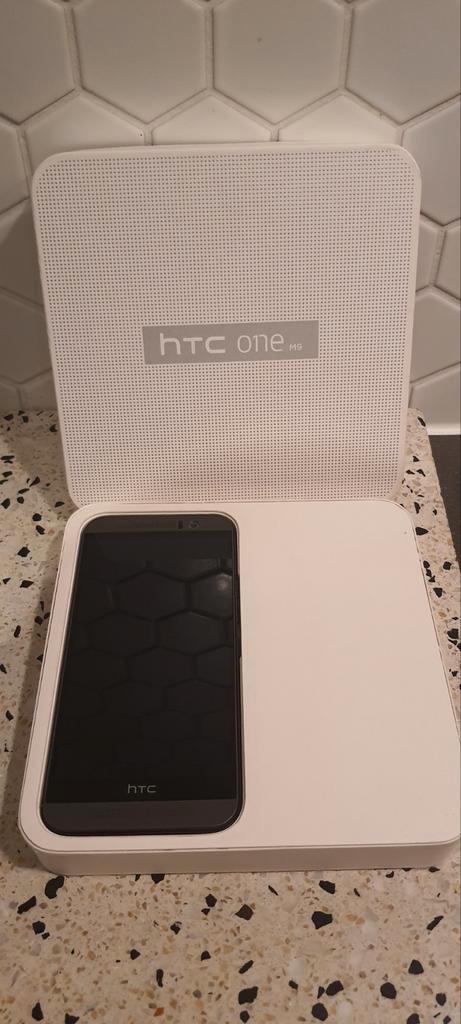 HTC one M9