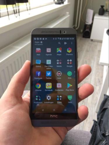 HTC One M9