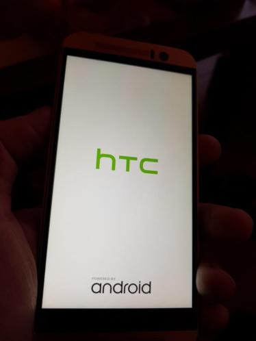 Htc one m9 silver gold