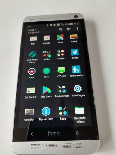 HTC ONE NIEUW STAAT PRIJS VOOR 65 euro