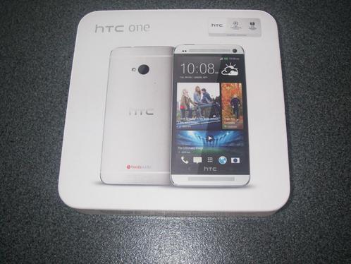 HTC ONE smart phone