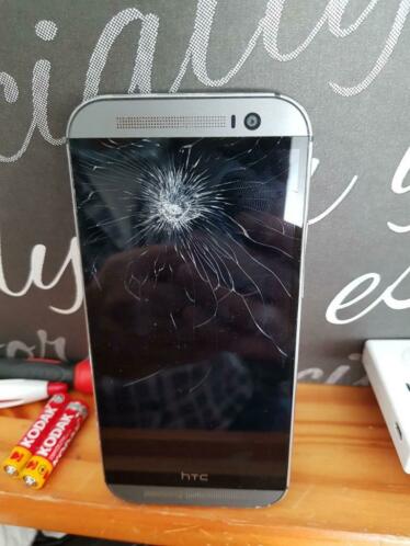 Htc one smartphoon