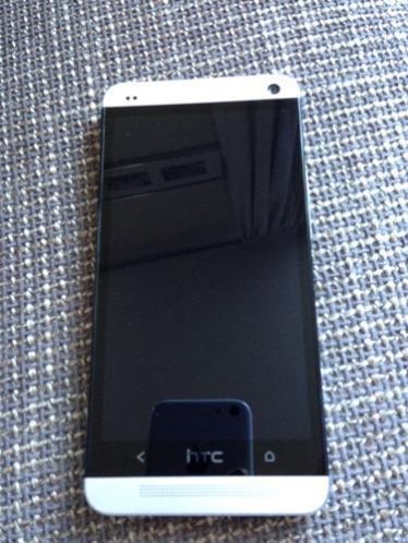 HTC One te koop