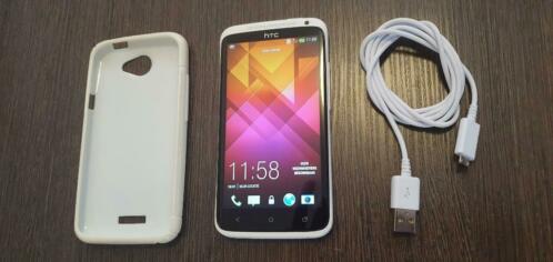 HTC One X 32GB wit met beschermhoes