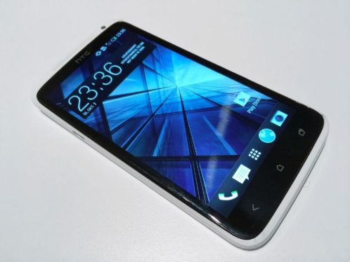HTC One X 32Gb Wit  Simlockvrij  Compleet in doos  NETJES