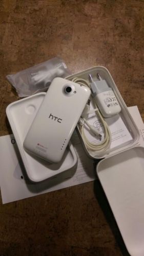 HTC one X white