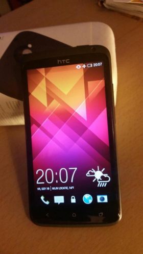 HTC ONE X - Zwart - 32GB - 8MP cam - HD opnames