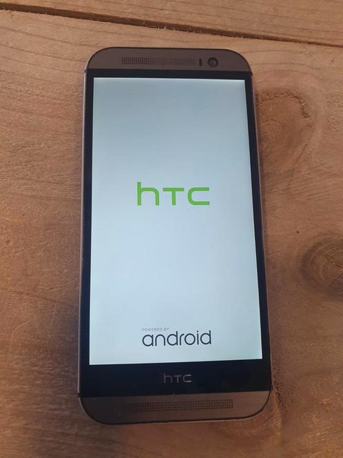 HTC OneM8