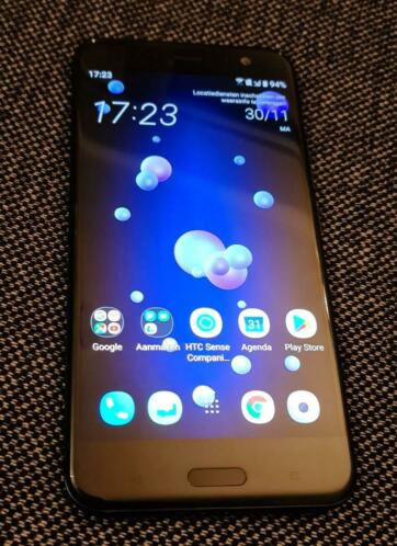 HTC U11 smart phone