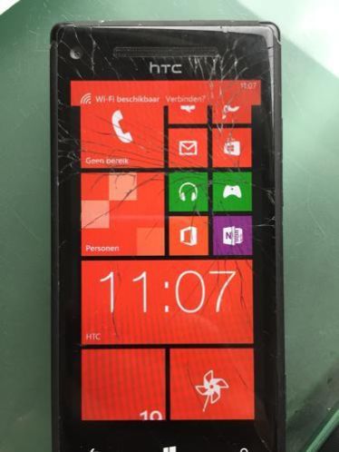 HTC Windows phone 8x voor onderdelenreparatieliefhebber