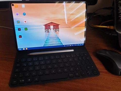 Huawei Matepad Pro 4G and wifi 256 GB Keyboard Case and Pen