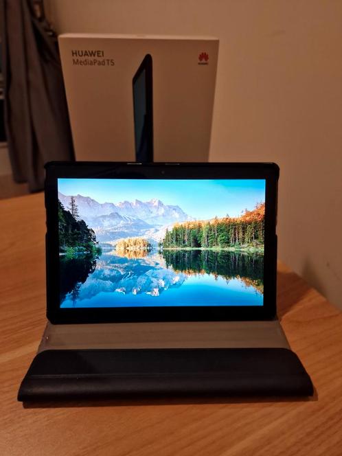 Huawei MediaPad T5 32GB  Case  Wi-Fi Keyboard