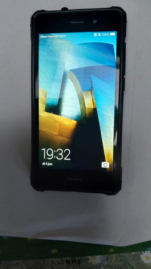 Huawei smartphone compleet met laadkabel