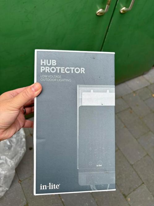 Hub protector in-lite