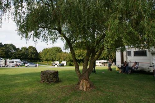 hulp gezocht op camping