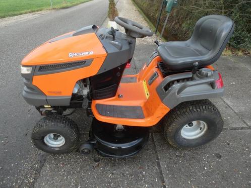 HUSQVARNA zitmaaier (type YTH150TWIN, Kawasaki, 107 cm.)
