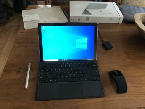 Hybride laptop tablet Microsoft Surface pro 4 i7 8GB