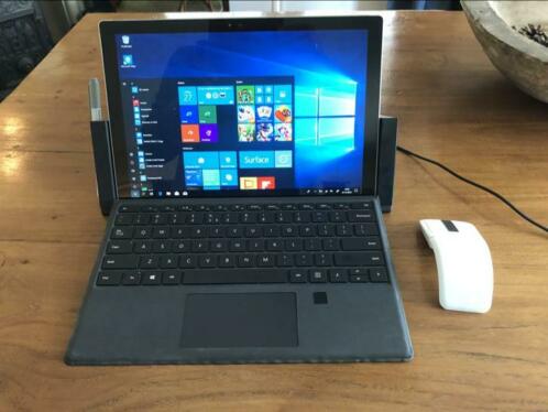 Hybride tablet laptop Surface pro 4 zeer compleet