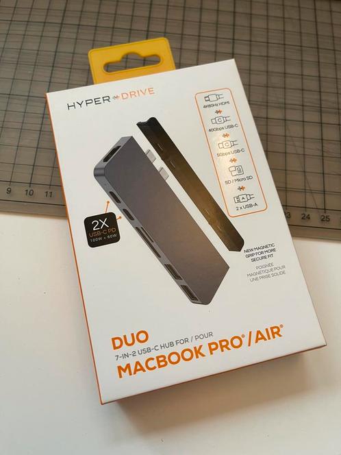 Hyper Drive DUO USB C Hub voor MacBook PRO  Air