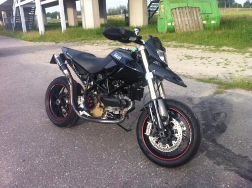 Hypermotard 1100 S black