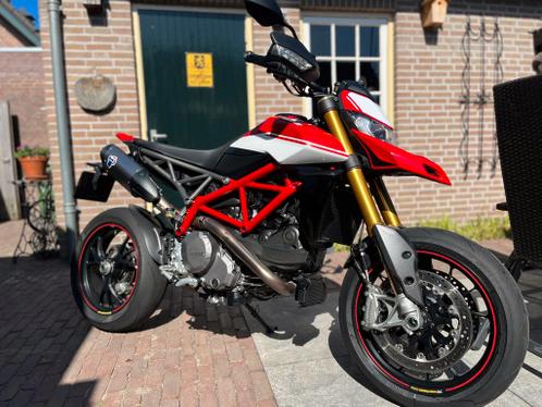 Hypermotard 950sp