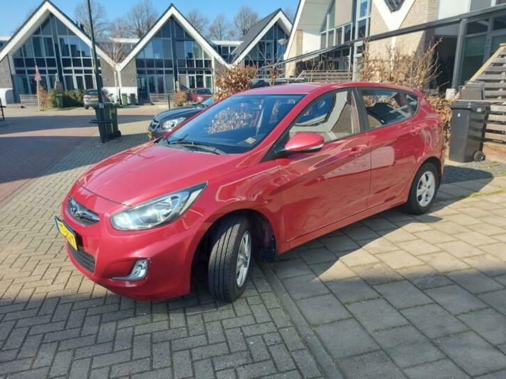 Hyundai Accent 2014 Rood