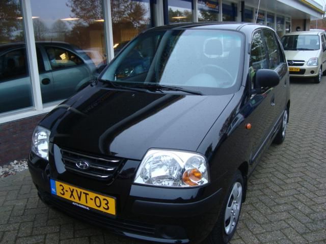 Hyundai Atos 1.1i Active Sky BJ2005 ZWART 5 DEUREN 77.000KM 