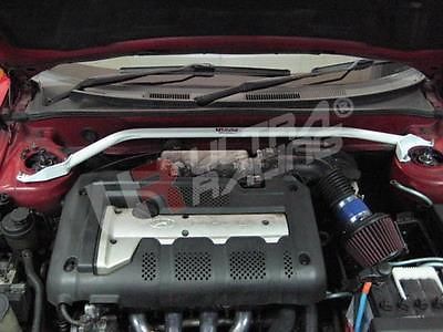 Hyundai Coupe 03-08 UltraRacing 2-Punts Voor-b. Strutbar