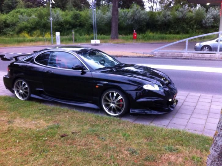 Hyundai Coupe 2.0 I F 2000 Zwart