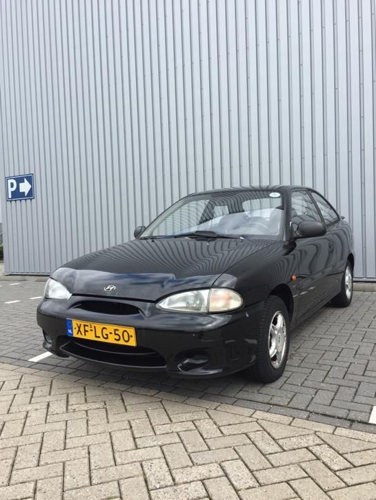 Hyundai Excel 1.3 L HB 1998 Zwart APK AIRCO