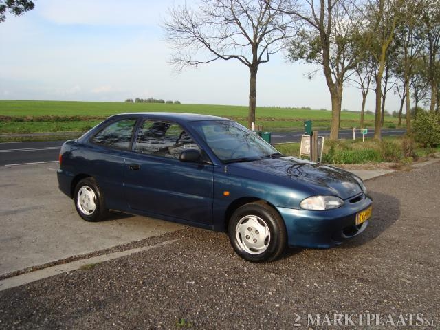 Hyundai Excel 1.3i LS Esprit, Stuurbekrachtiging