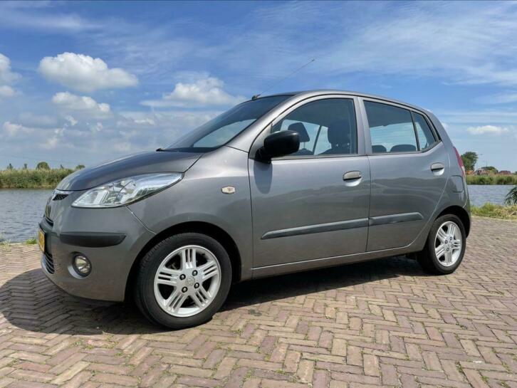 Hyundai I 10 1.1 I 5DR 2010 Grijs