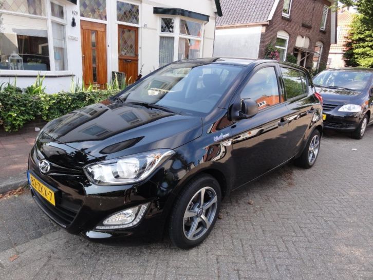 Hyundai I 20 1.2 I 5-DRS 2012 Zwart