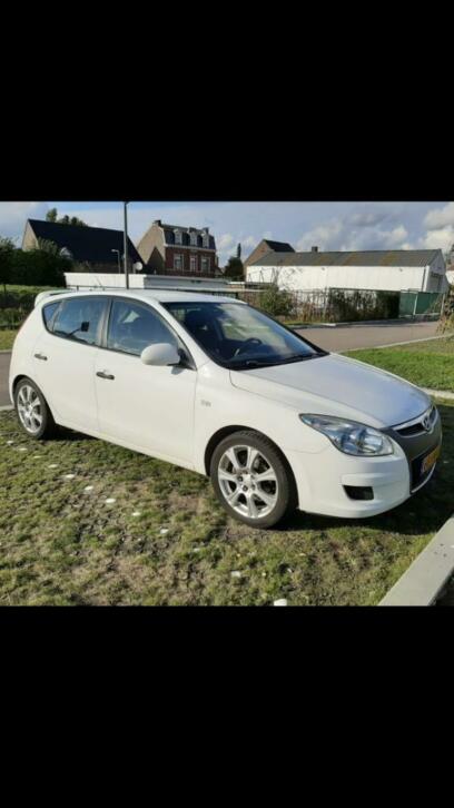 Hyundai I 30 1.4 I Cvvt 5DR 2009 Wit