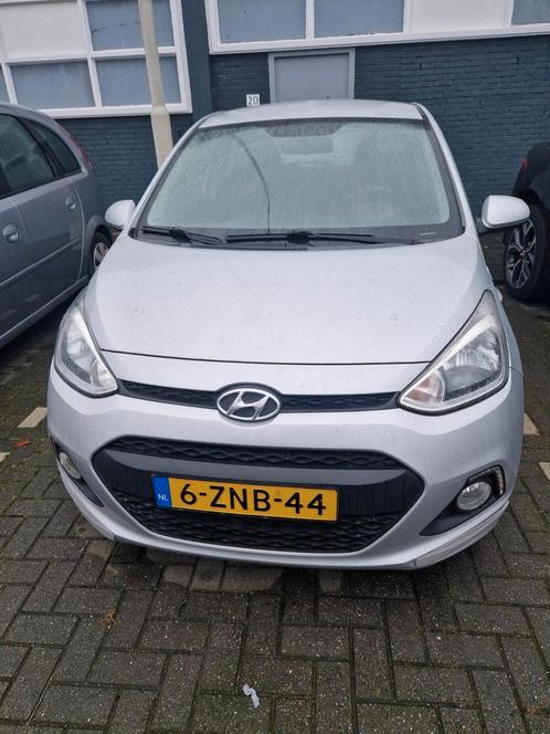 Hyundai i10 1.0 5DR 2015 Grijs